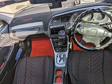 audi 80: Honda Accord: 2002 г., 2 л, Автомат, Бензин, Седан — 5