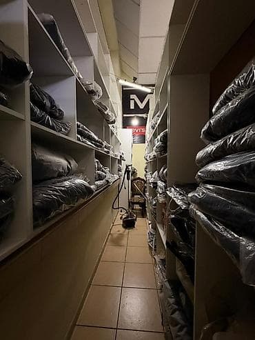 Коммерциялык кыймылсыз мүлктү сатуу: Дүкөндөрдү сатуу Бизнес-борбордо, 38 м², Жаңы ремонт, Эшиги өзүнчө, 2 кабат — 10