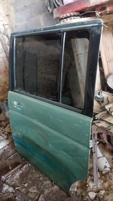Транспорт: Дверь Задняя правая Honda, Б/у — 1