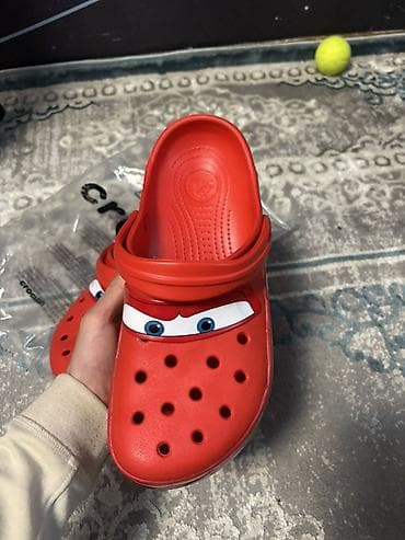 Атайын кийим: Детские сабо Crocs x Disney Cars (Молния Маккуин) - Бренд: Crocs - — 3