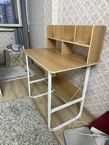 белый компьютерный стол: Компьютерный/письменный стол с надстройкой и металлическим каркасом — 2
