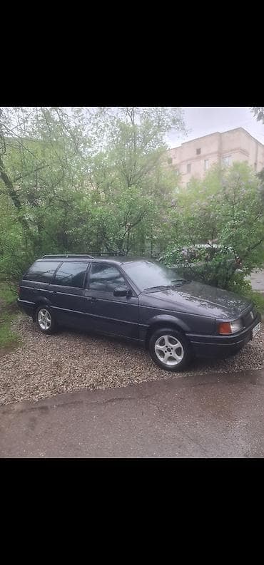 Volkswagen Passat Variant: 1992 г., 1.8 л, Механика, Бензин, Универсал