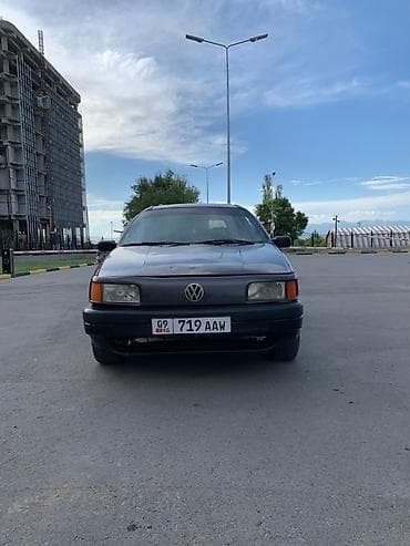 щит приборка: Volkswagen Passat Variant: 1991 г., 1.8 л, Механика, Бензин, Универсал — 1