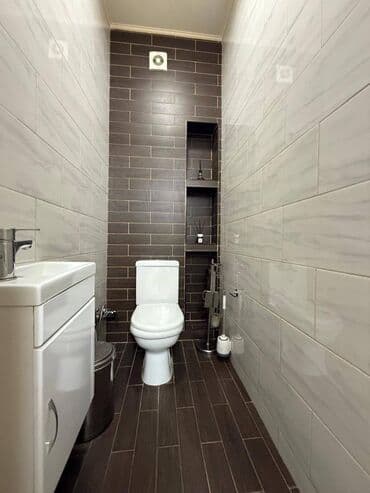 продаю дом в центре бишкека: 3 комнаты, 85 м², 4 этаж — 18