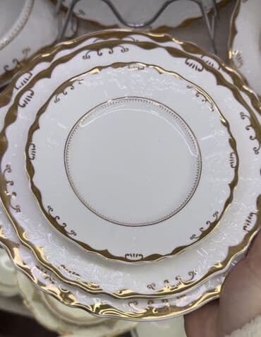 одноразовые тарелки: Продаю посуду Дубай Что входит: 2. больших боорсок и для фруктов — 5