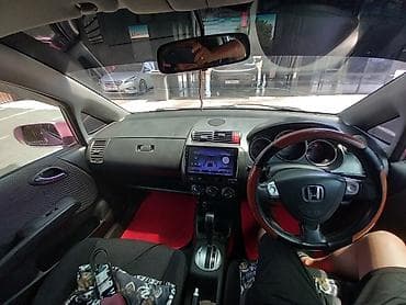 заводском: Honda Fit: 2002 г., 1.5 л, Вариатор, Бензин, Хэтчбэк — 6