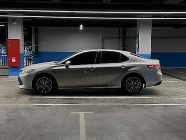 prius plus: Toyota Camry: 2019 г., Автомат, Бензин, Седан — 2