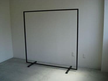 оборудование для бутика: Торговое оборудование стеллажи вешало любой сложности индивидуально — 6