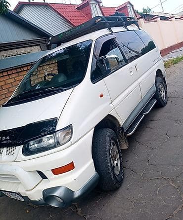 крепления ждя бампера: Mitsubishi Delica: 2003 г., 3 л, Автомат, Газ, Внедорожник — 1