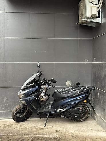 мопед maxi: Макси-скутер 150 куб. см, Бензин, Б/у — 4