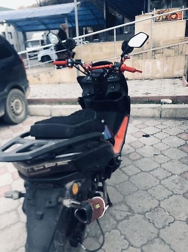 Скутеры: Скутер/макси-скутер с тюнингом освещения и аксессуаров 180кубовый — 4