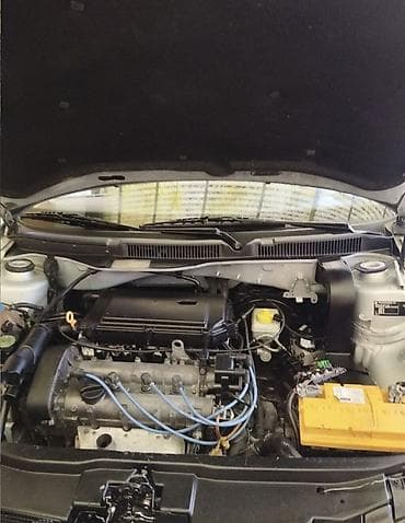 4: Volkswagen Golf: 2000 г., 1.4 л, Механика, Бензин, Хэтчбэк — 8