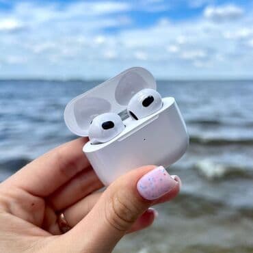 Микрофоны: Вкладыши, Apple, Новый, Беспроводные (Bluetooth), Классические — 1