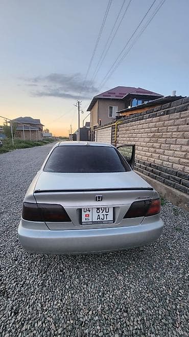 accord: Honda Accord: 2000 г., Седан — 4
