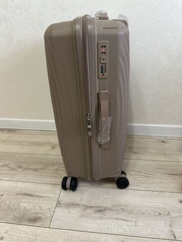 Чемоданы: Жёсткие чемоданы на колёсах с кодовым замком TSA. 20-25кг — 2