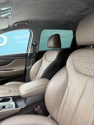 b class: Hyundai Santa Fe: 2019 г., 2 л, Автомат, Дизель, Кроссовер — 9