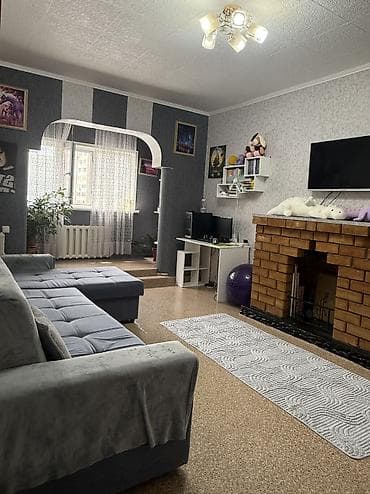 гараж 12 микрорайон: 2 комнаты, 56 м², 106 серия улучшенная, 4 этаж, Косметический ремонт — 1