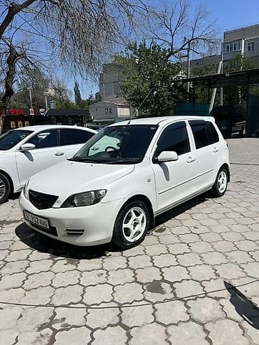 Mazda Demio: 2004 г., 1.3 л, Автомат, Бензин, Хэтчбэк — 5