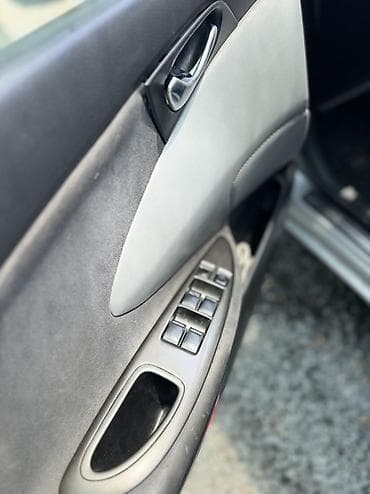 Продажа авто: Nissan Primera: 2002 г., 1.8 л, Механика, Бензин, Хэтчбэк — 5