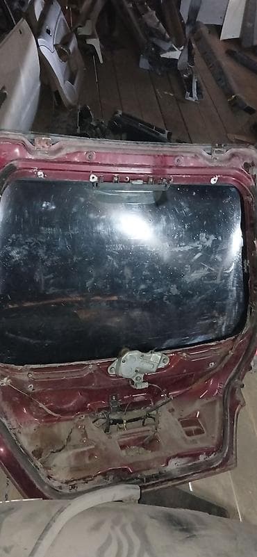 Автозапчасти: Крышка багажника Honda, 2000 г., Б/у, Оригинал — 3