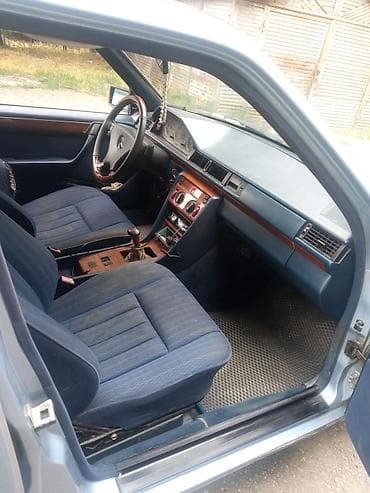 audi rs8: Mercedes-Benz W124: 1993 г., 2.3 л, Механика, Бензин, Седан — 6