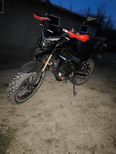 180 кубов: Эндуро 200 куб. см, Бензин, Взрослый — 2