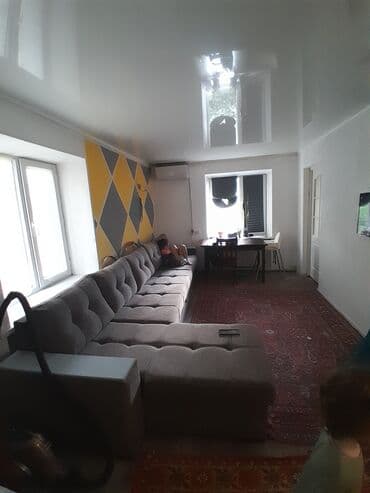 квартира гостиничного типа бишкек купить: 2 комнаты, 44 м², 104 серия, 1 этаж, Старый ремонт — 1