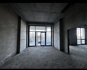 сдаю помещение тыныстанова: Торговое место, В жилом доме, 312 м² Не действующий, Без оборудования, Без ремонта, Вода, Отопление, Электричество, 1 линия — 4