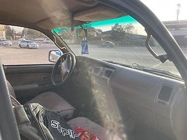 Toyota 4Runner: 2000 г., 3.4 л, Автомат, Газ, Внедорожник — 6