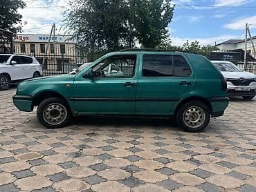 машина гольв: Volkswagen Golf: 1992 г., 1.8 л, Механика, Бензин, Хэтчбэк — 4