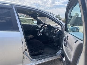 Honda Civic: 2002 г., 1.7 л, Вариатор, Бензин, Хэтчбэк — 8