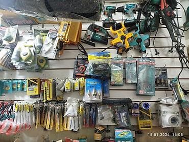 пена распылитель: Пена клей Somafix 60 секунд 430 сом; Саморезы по дереву, металлу все — 7