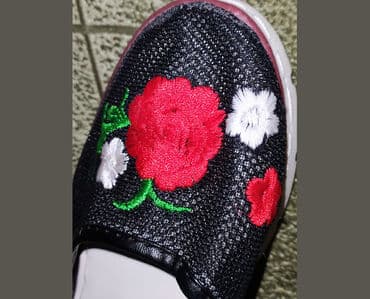 искры для обуви: Продаю новые туфли размер 36,сетчатые,с фабричной — 5