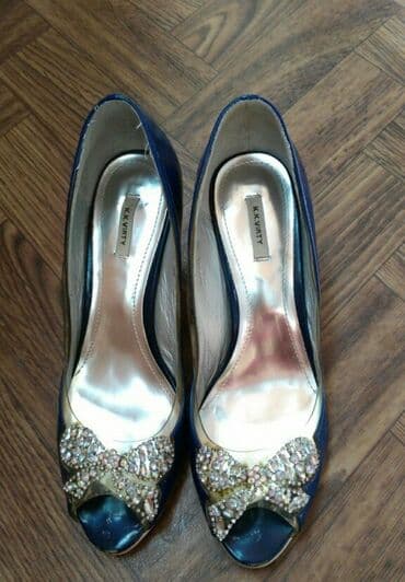 обувь 38: Очень красивые туфли на невысоком каблуке. Натуральная кожа. Размер 38 — 1