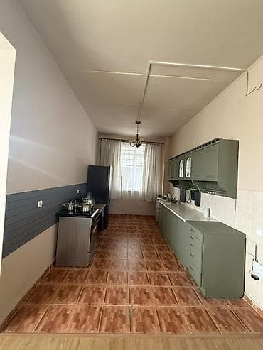 залог дом: Сдаеться двухэтажный дом с четырьмя спальными в Чолпон Ате. От пляжа — 5