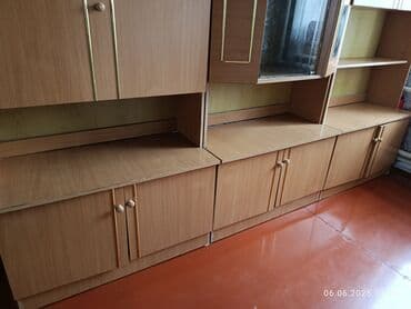 шкаф для одежды и обуви в прихожую: Продается стенка. В нормальном состоянии!! 9000 сом — 2