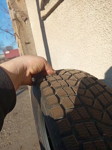 зимние шины 14 размер: Шины 205 / 70 / R 15, Зима, Комплект, Maxxis — 2