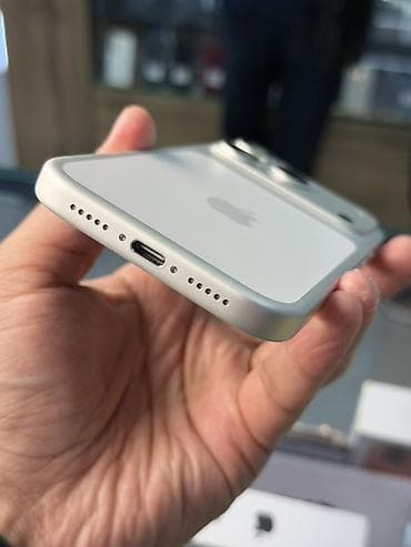 iphone про: IPhone 17 Pro, Серебристый — 2