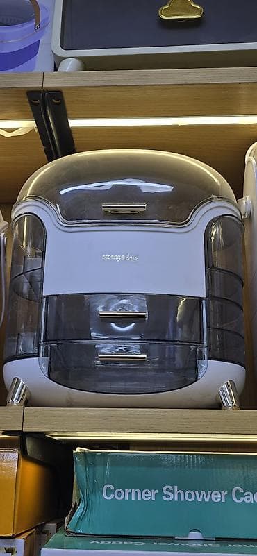 лампа визажиста: Органайзер для косметики с пылезащитным куполом - Настольный бокс для — 4