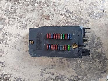 Блок предохранителей Mercedes-Benz 2005 г., Оригинал