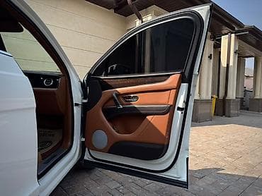 ночной очки: Bentley Bentayga: 2019 г., 4 л, Автомат, Бензин, Кроссовер — 9