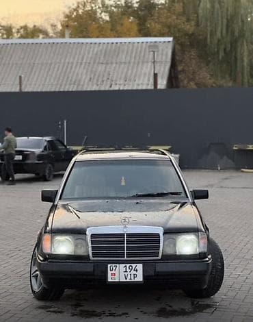 бампера 124: Mercedes-Benz W124: 1994 г., 2 л, Ручные, Бензин, Седан — 1