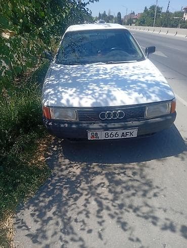 Audi 80: 1986 г., 1.8 л, Кол менен иштөөчү, Бензин, Седан — 1