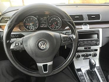Продажа авто: Volkswagen Passat: 2012 г., 1.8 л, Автомат, Бензин, Седан — 1