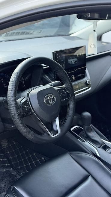 уна: Toyota Levin: 2023 г., 1.8 л, Вариатор, Гибрид, Седан — 4