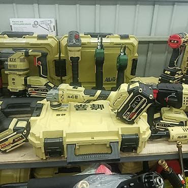 мини набор: Аккумуляторные электроинструменты 21V в чемоданах Состав ассортимента — 1