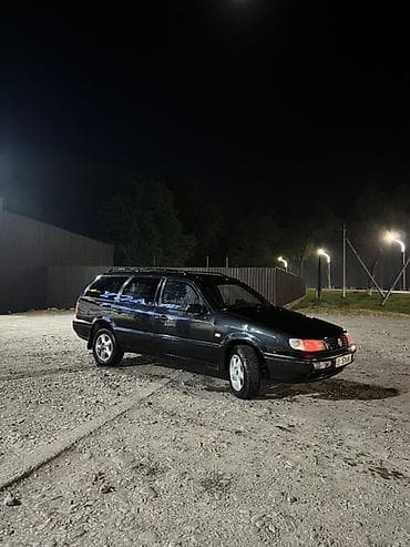 бар авто: Volkswagen Passat Variant: 1994 г., 2 л, Кол менен иштөөчү, Бензин, Универсал — 6