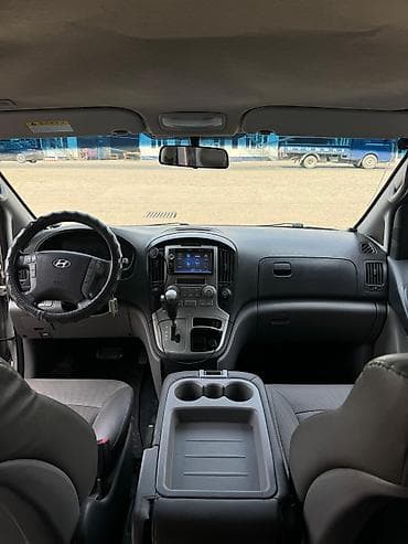 ветровик скутер: Hyundai Grand Starex: 2008 г., 2.5 л, Автомат, Дизель, Минивэн — 10