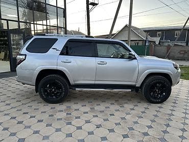 ред: Toyota 4Runner: 2018 г., 4 л, Автомат, Бензин, Внедорожник — 1