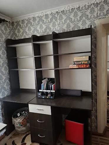 Детский комплект мебели: двухъярусная кровать с системой хранения +